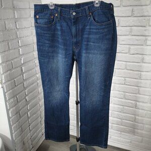 Levi's 514 Men's Size 38/30 Medium Wash Zipper & Button Fly Blue Jeans